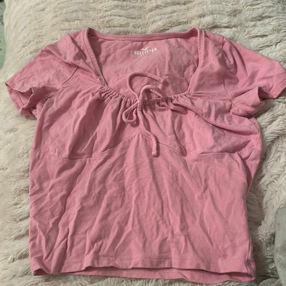 Hollister pink baby tee